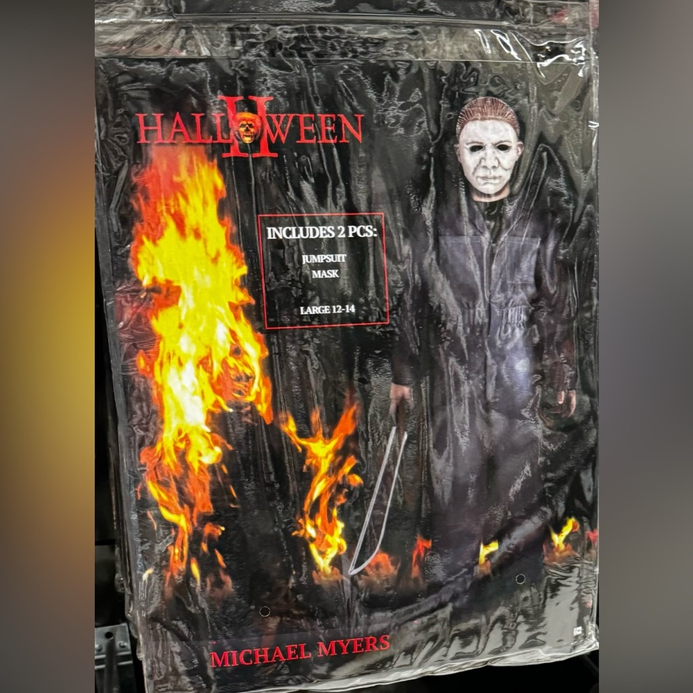 Michael Myers Youth Large 12-14 NWT